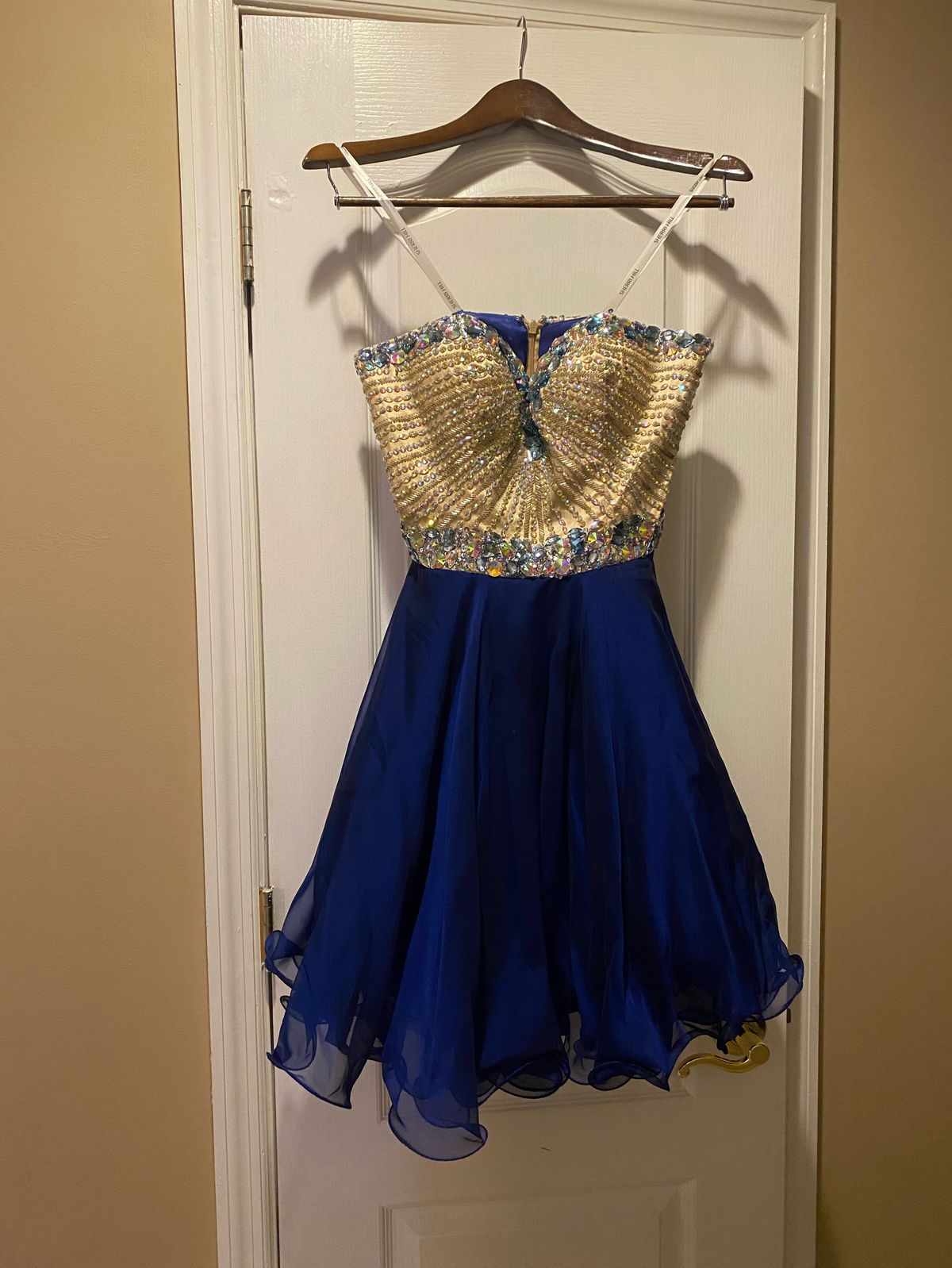 Sherri Hill Size 6 Pageant Sequined Royal Blue Cocktail Dress on Queenly