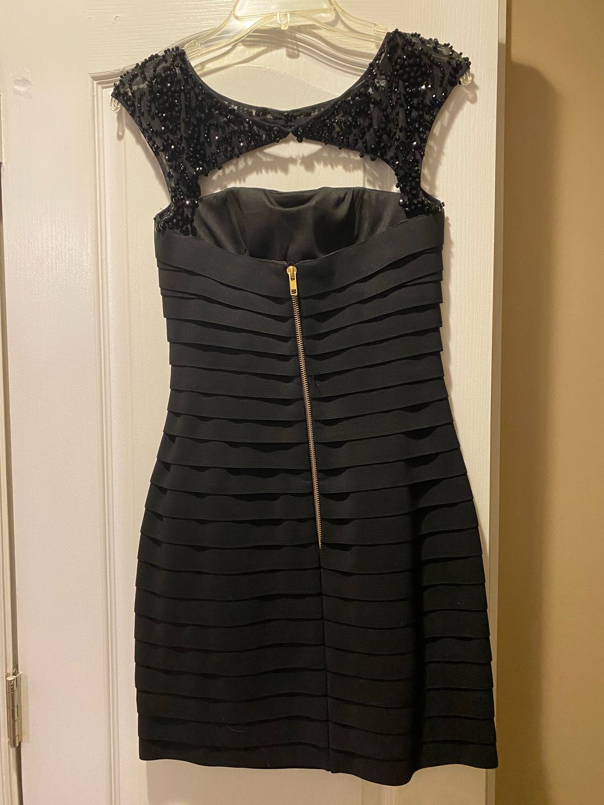 Sherri Hill Size 6 Pageant Cap Sleeve Sequined Black Cocktail Dress on Queenly
