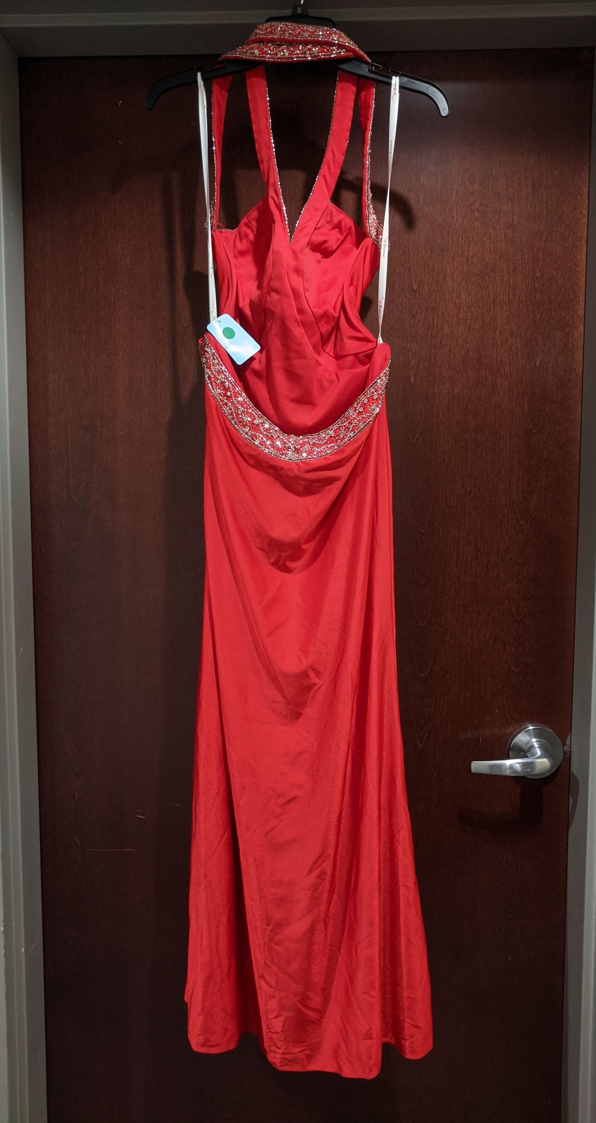 Style HB4132 Xtreme Prom Size 8 Red Floor Length Maxi on Queenly