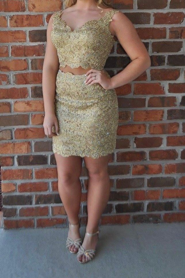 Sherri Hill Size 8 Homecoming Sequined Gold Cocktail Dress on Queenly