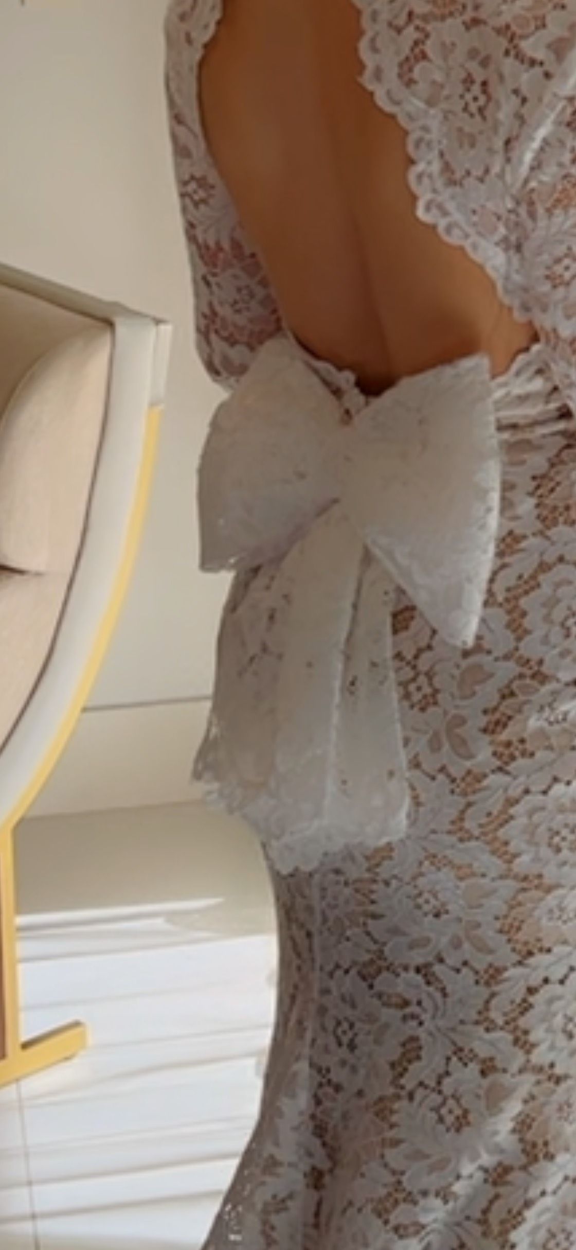 Tarik Ediz Size 6 Wedding Lace White Floor Length Maxi on Queenly
