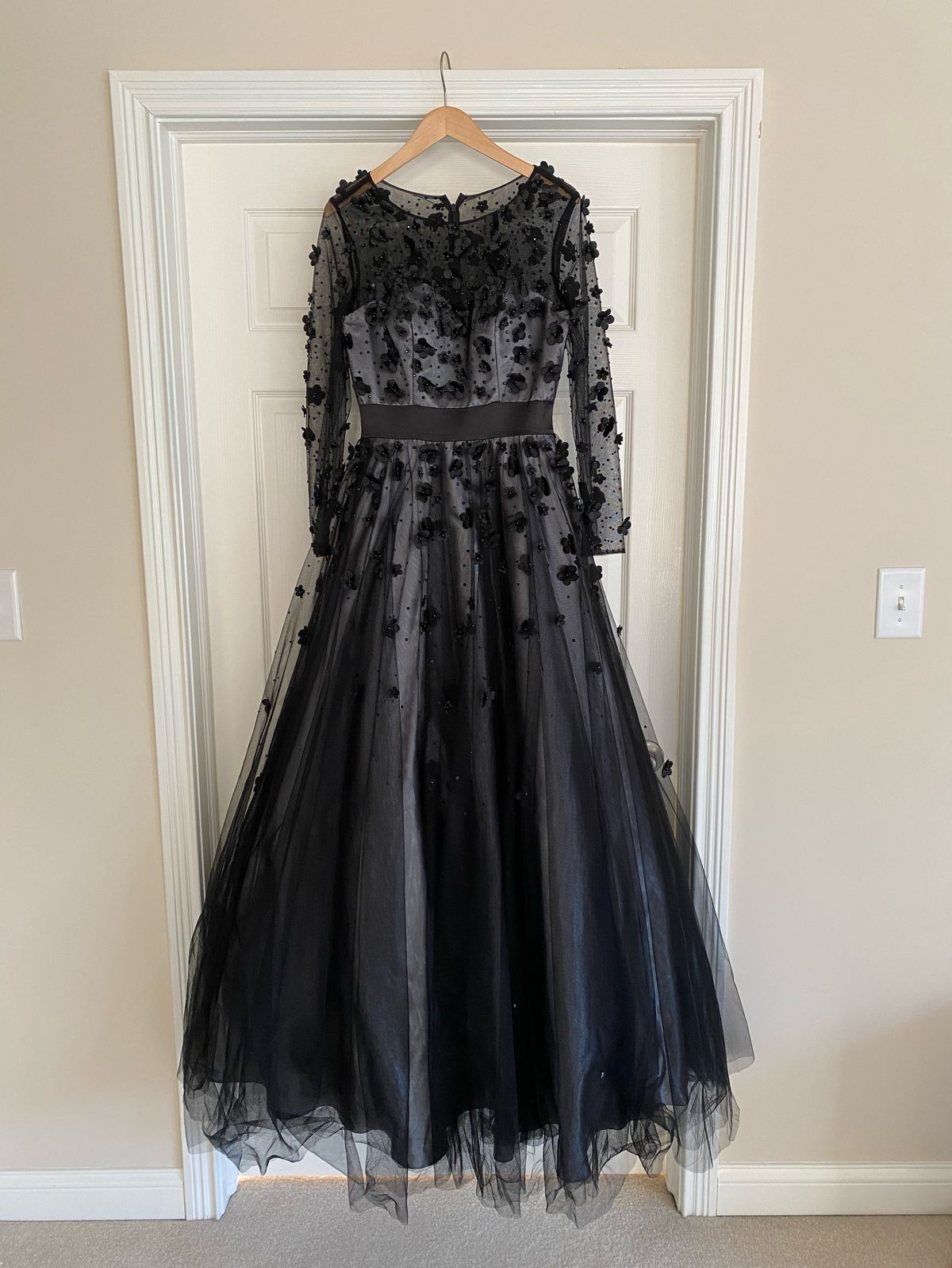 Bicici & Coty Size 2 Prom Lace Black Ball Gown on Queenly