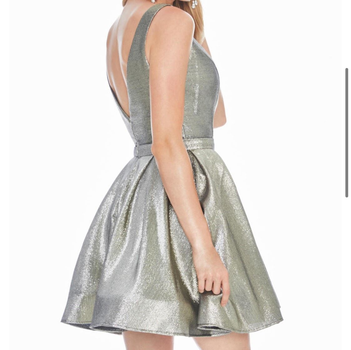 Ashley Lauren Size 8 Homecoming Silver A-line Dress on Queenly
