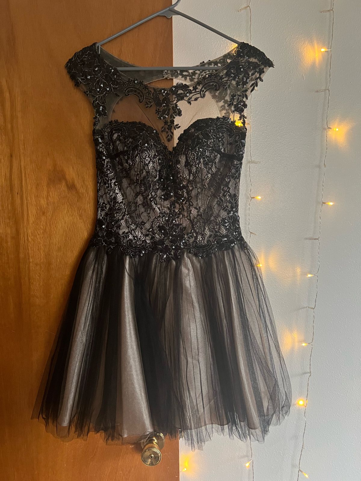 Alyce Paris Size 4 Pageant Lace Black Cocktail Dress on Queenly