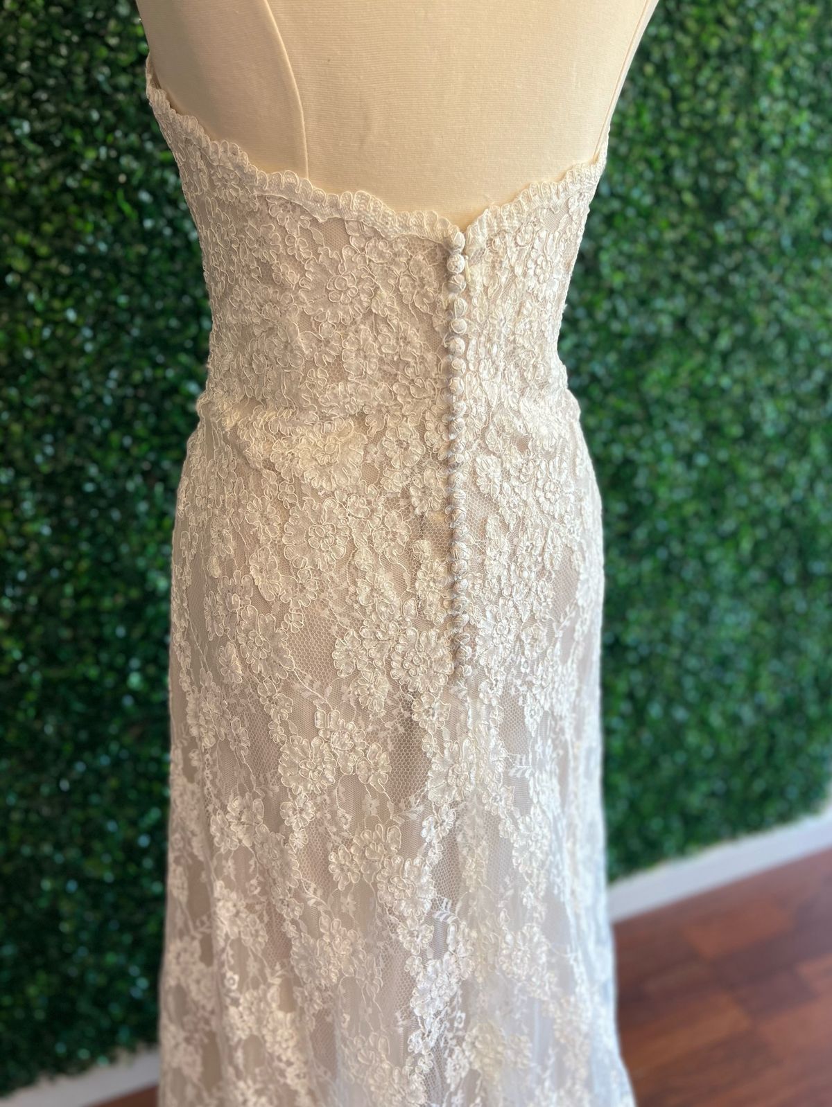 Size 10 Strapless Lace Nude Floor Length Maxi on Queenly
