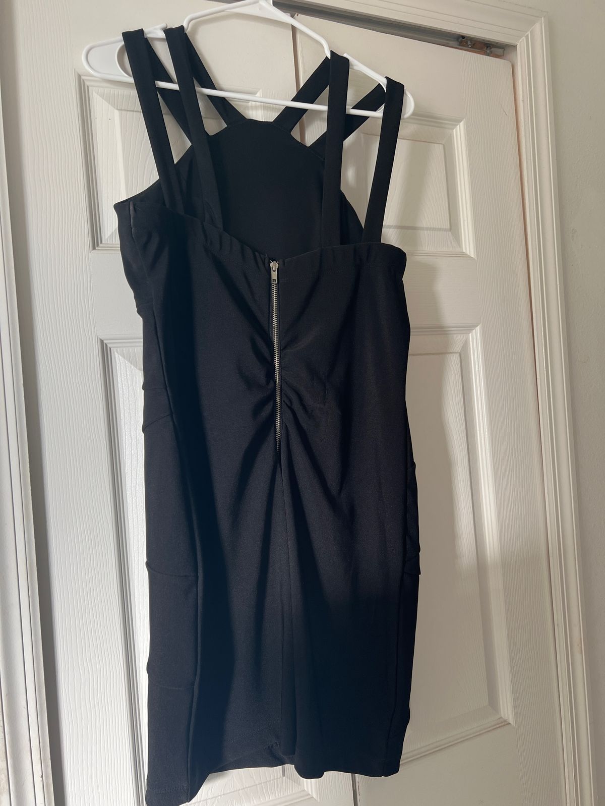 Plus Size 16 Homecoming Black Cocktail Dress on Queenly