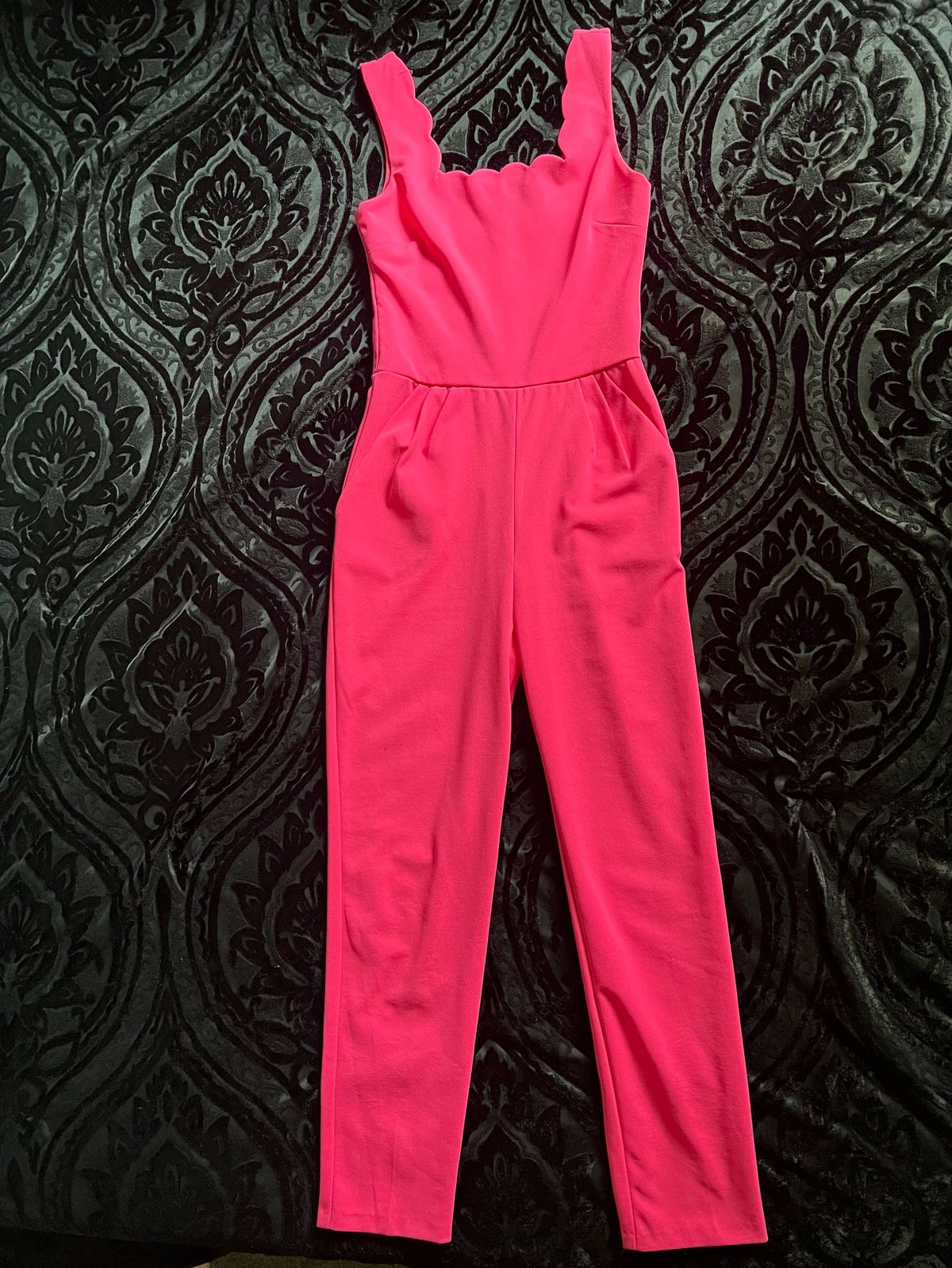Size 0 Hot Pink Formal Jumpsuit on Queenly