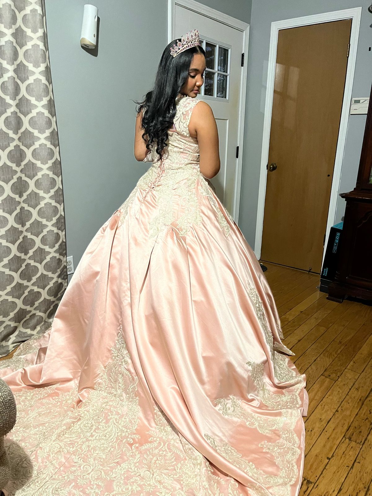 Size 12 Prom Lace Coral Ball Gown on Queenly