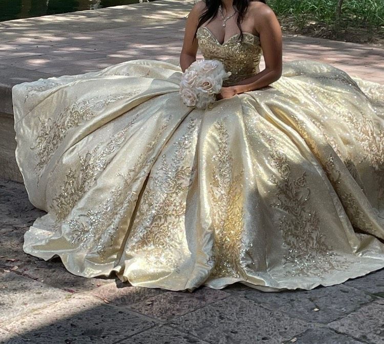 Size 8 Gold Ball Gown on Queenly