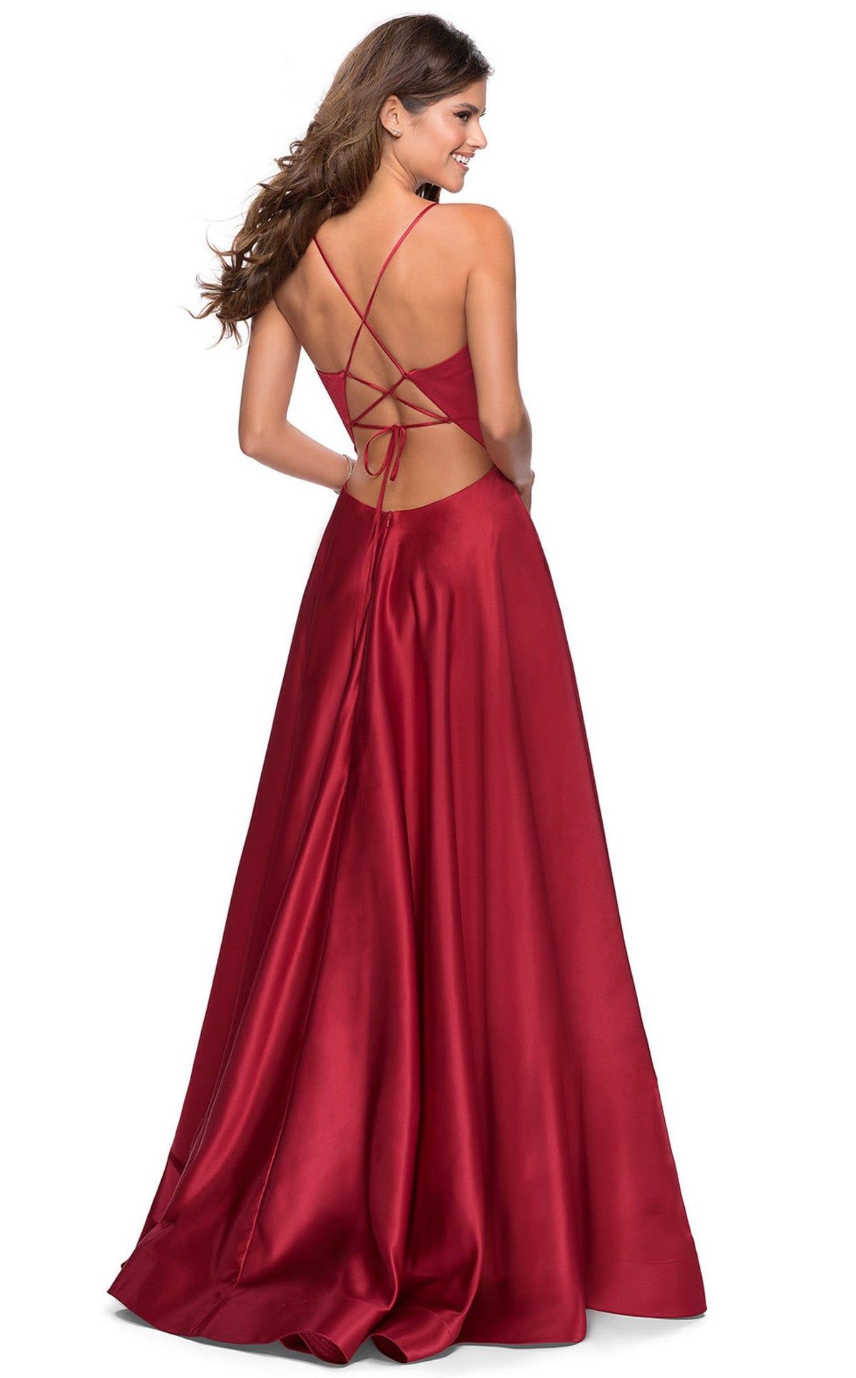 Style 28628 La Femme Size 6 Prom Plunge Red Ball Gown on Queenly