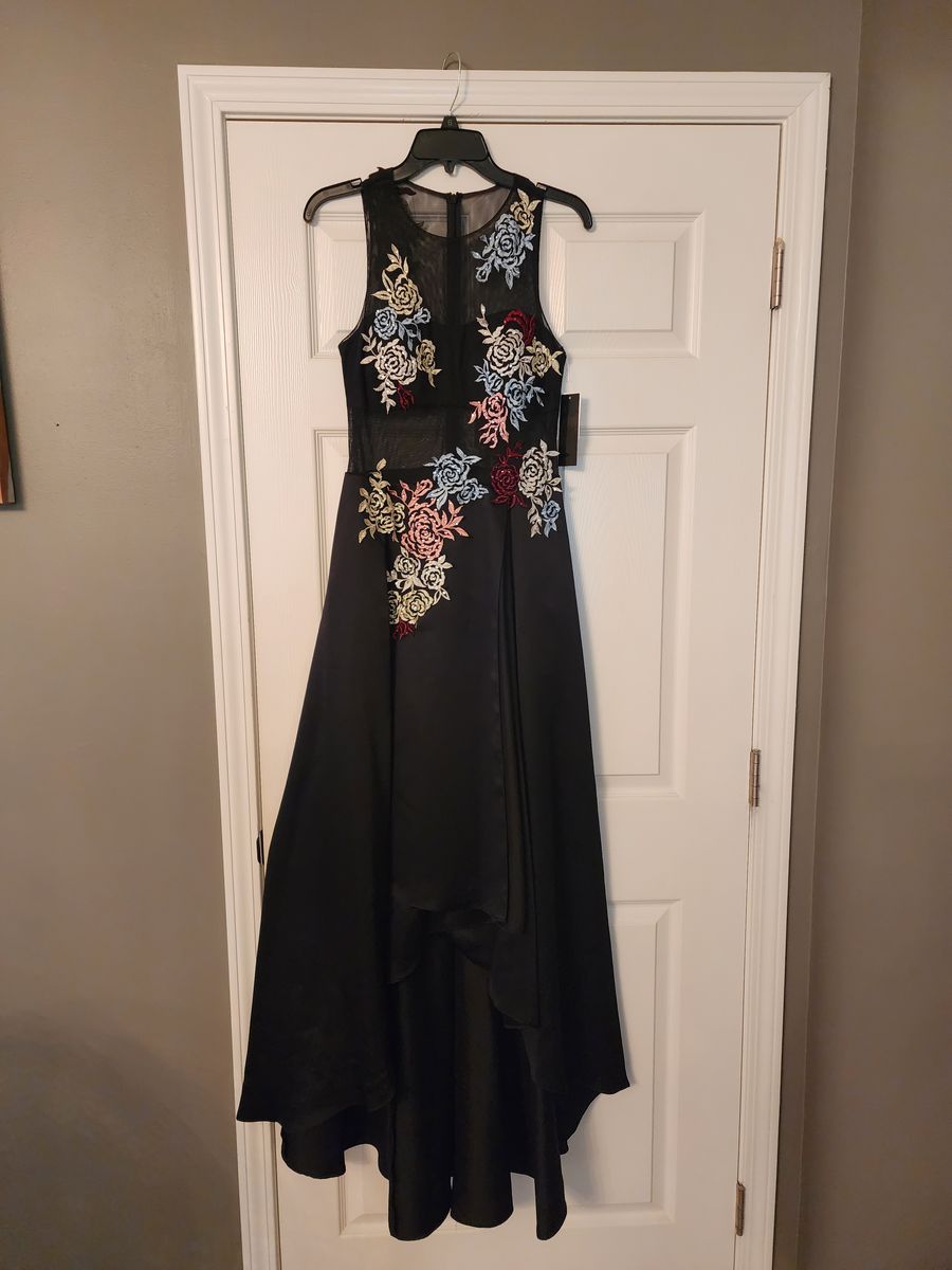 Betsy and Adam Size 6 Floral Black A-line Dress on Queenly