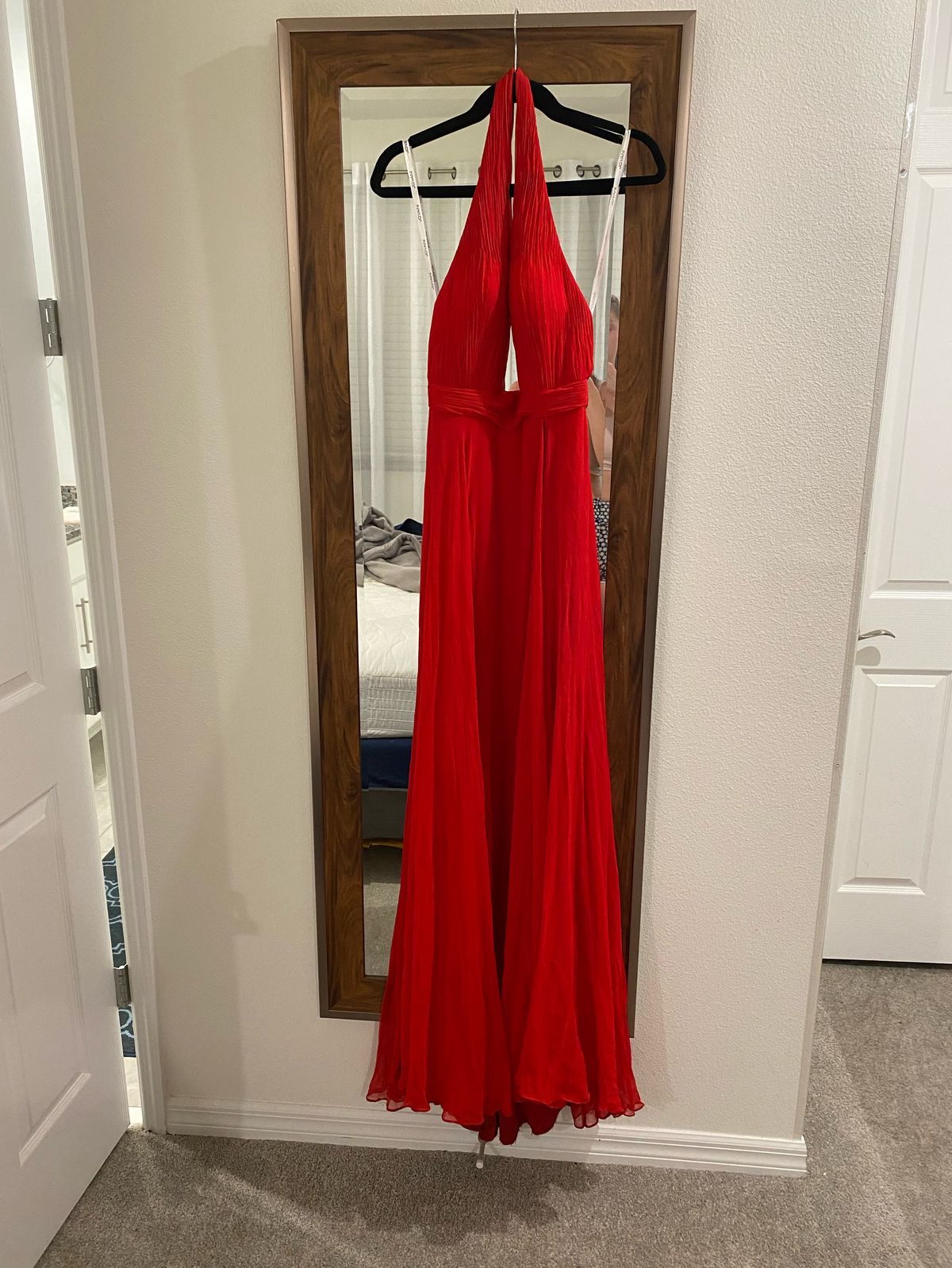 Jovani Size 4 Prom Plunge Satin Red A-line Dress on Queenly