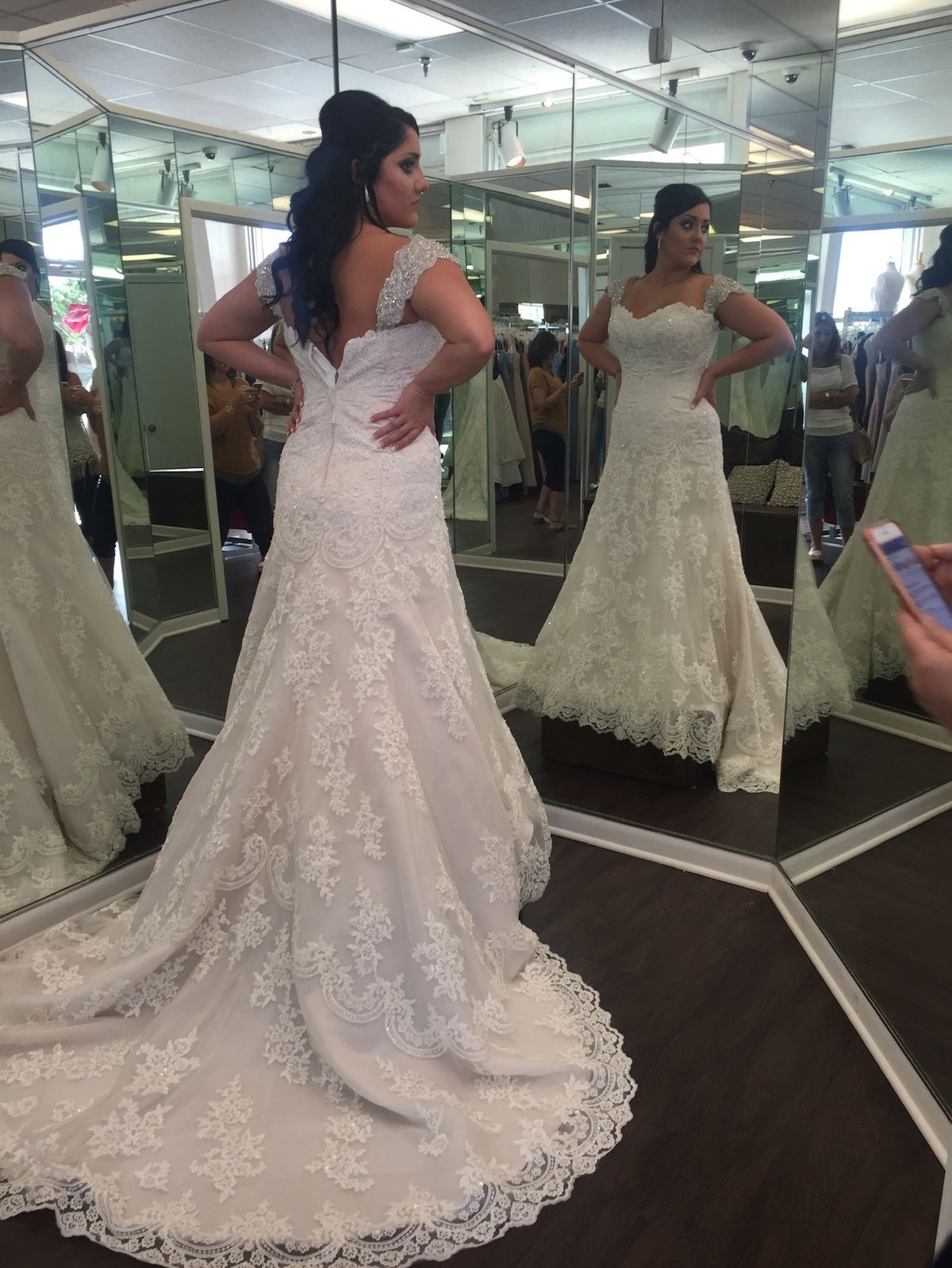Mon Cheri Size 14 Wedding White A-line Dress on Queenly