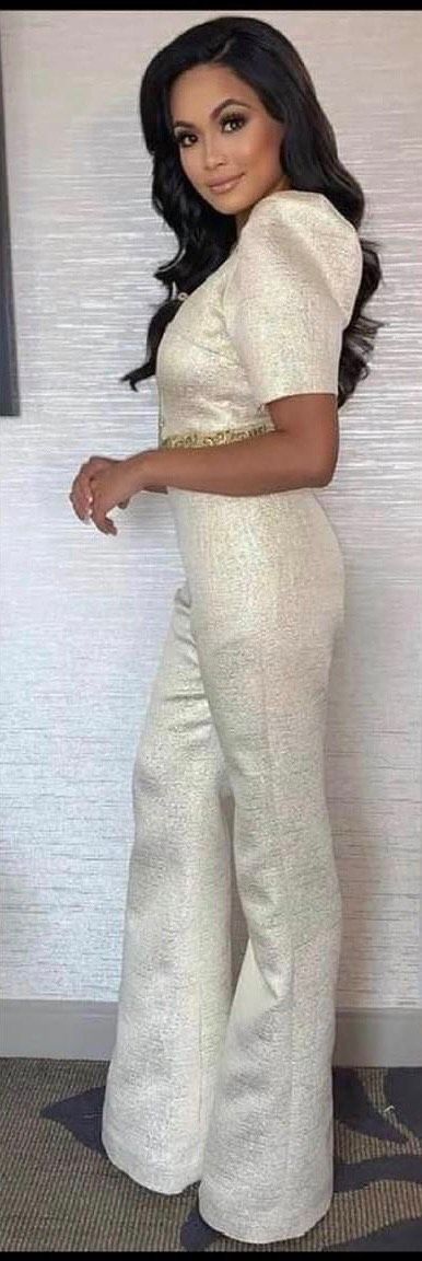 Size 0 Pageant Gold Formal Jumpsuit on Queenly