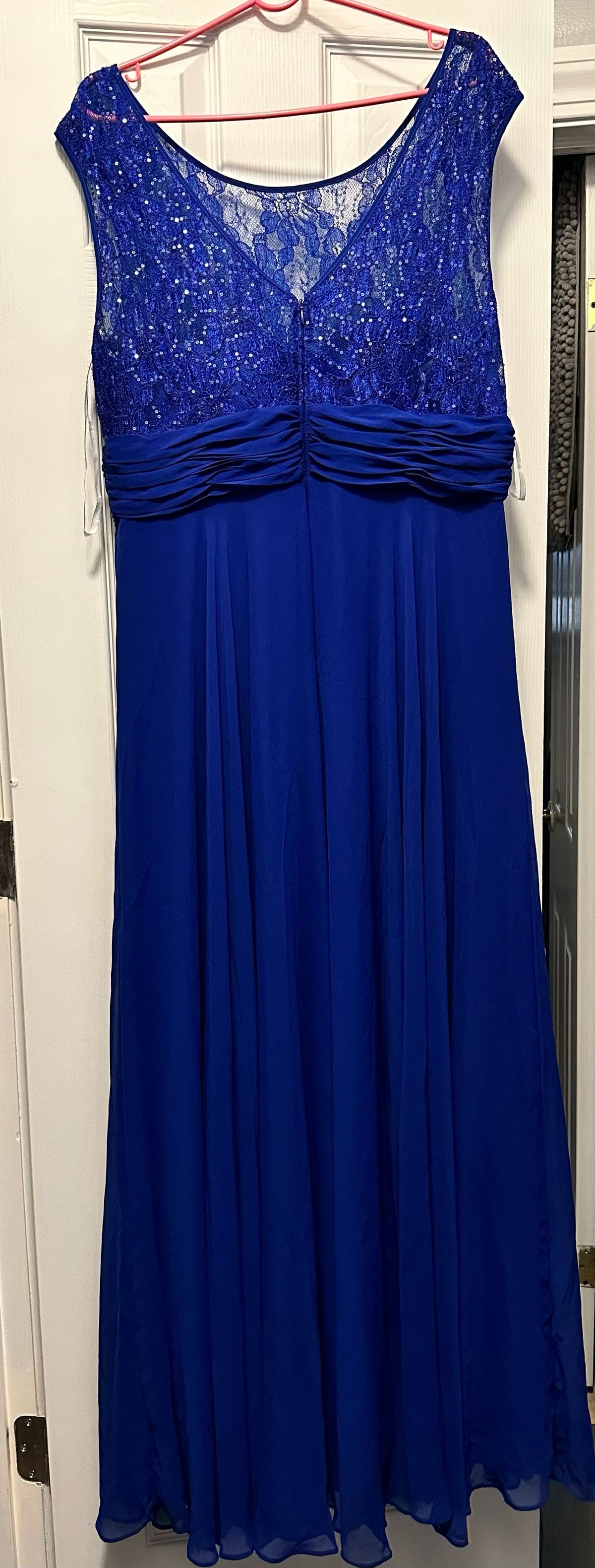Plus Size 24 Prom Blue Floor Length Maxi on Queenly