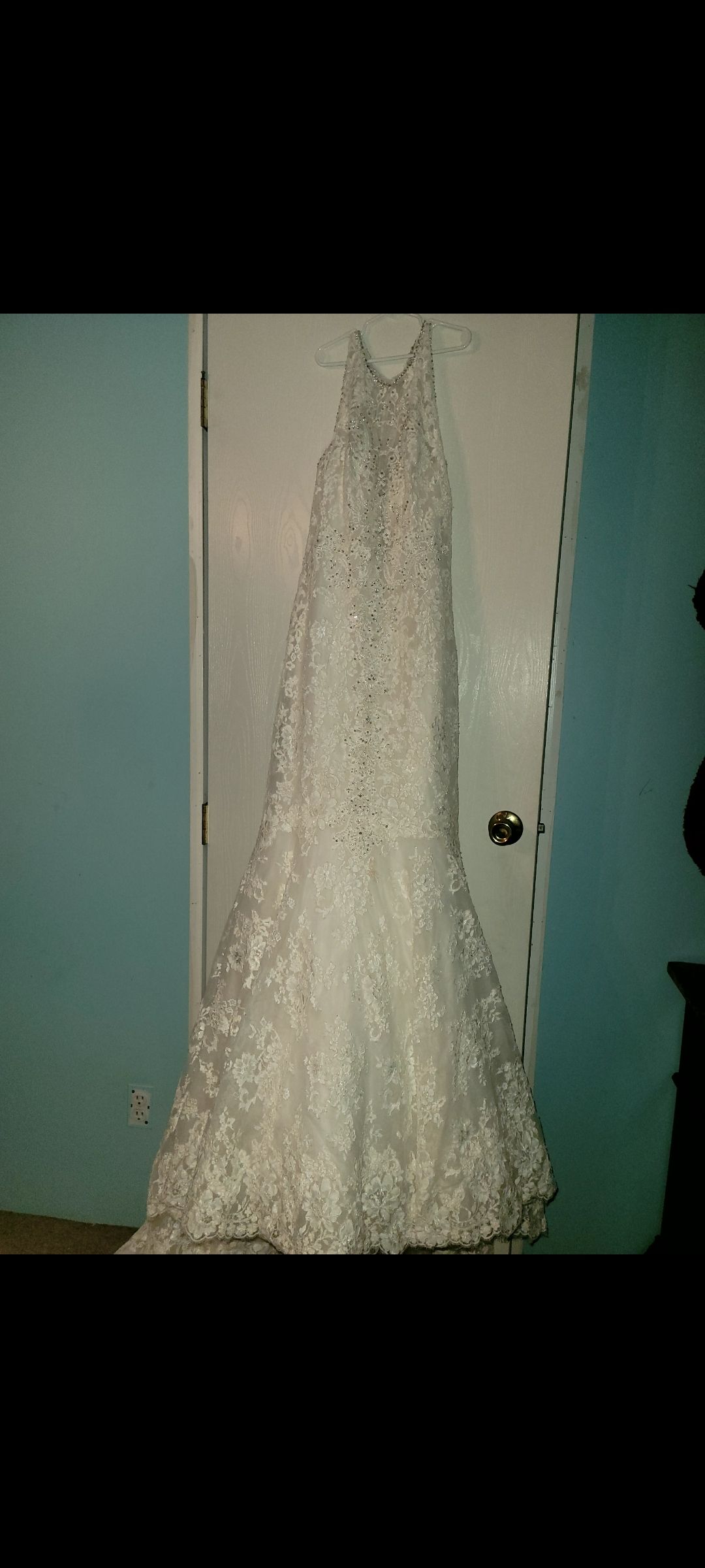 Allure  Size 8 Prom Lace White Mermaid Dress on Queenly