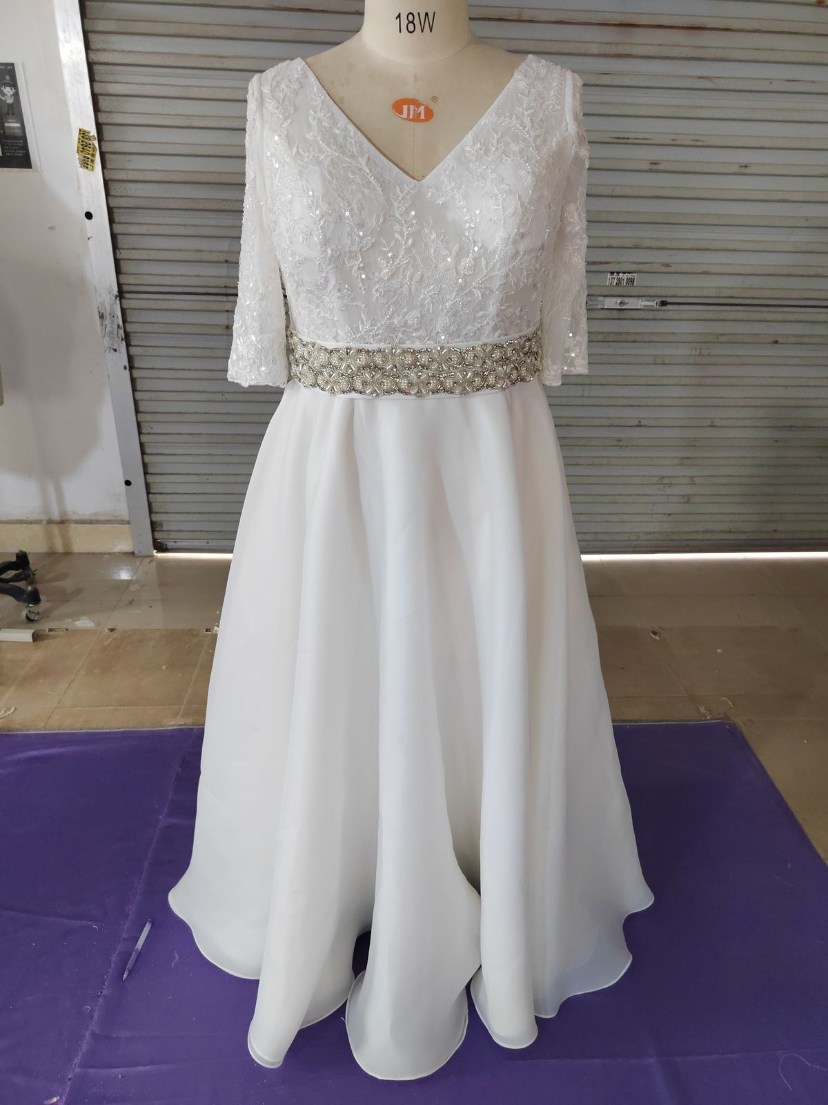 Style C2022-Christina Munro short sleeve plus size v-neck wedding dress Darius Cordell Plus Size 16 White Ball Gown on Queenly