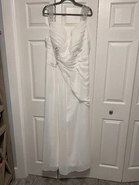Plus Size 22 Wedding Sequined White Floor Length Maxi on Queenly