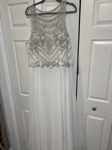 Plus Size 22 Wedding Sequined White A-line Dress on Queenly