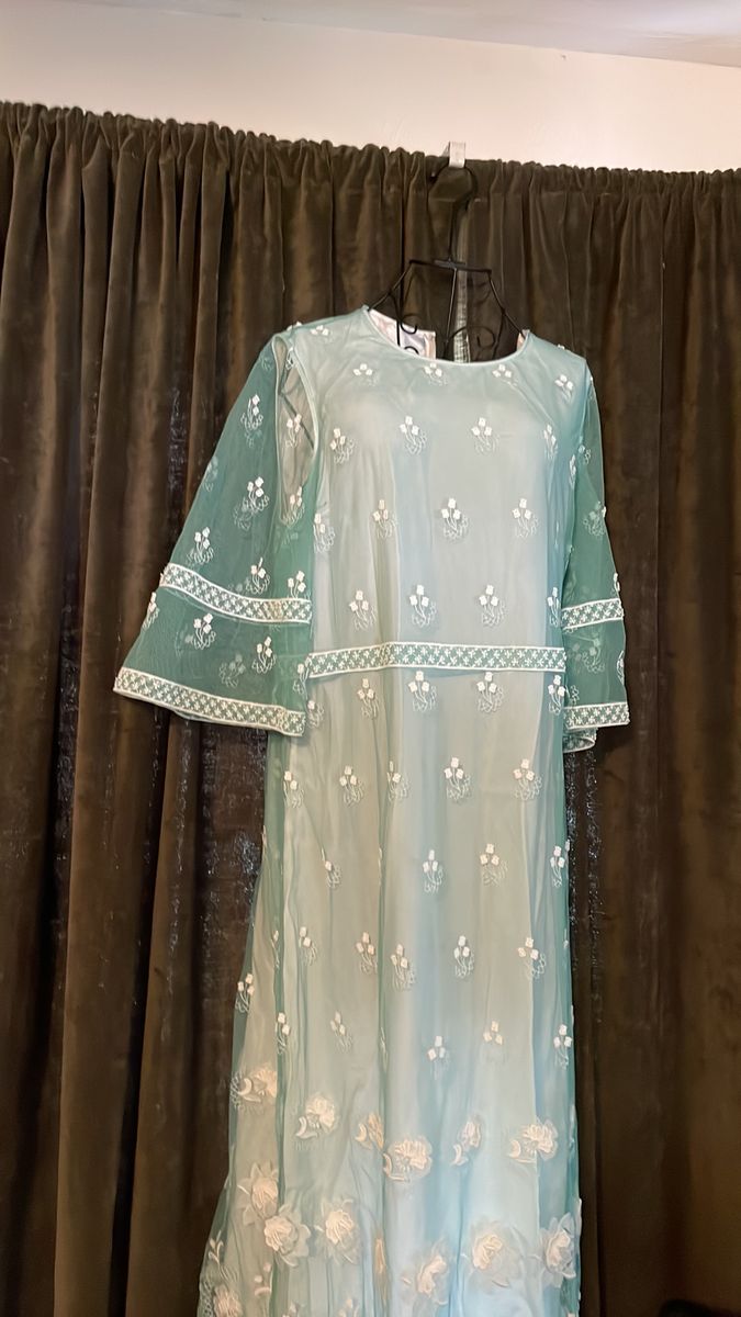 Burberry Size 12 Bridesmaid Lace Turquoise Green A-line Dress on Queenly