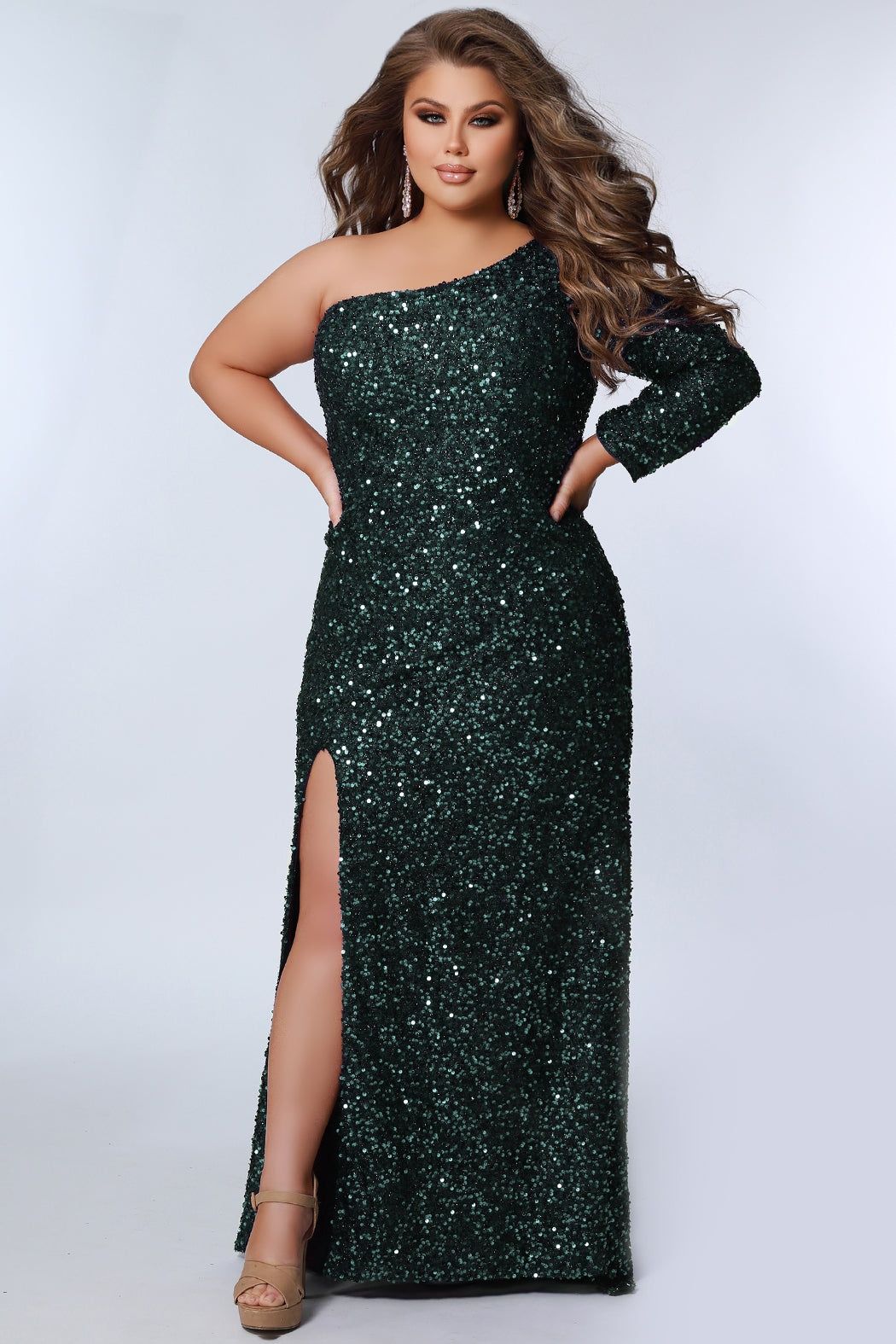 Style SC7319 Sydney's Closet Plus Size 38 Prom Green Side Slit Dress on Queenly