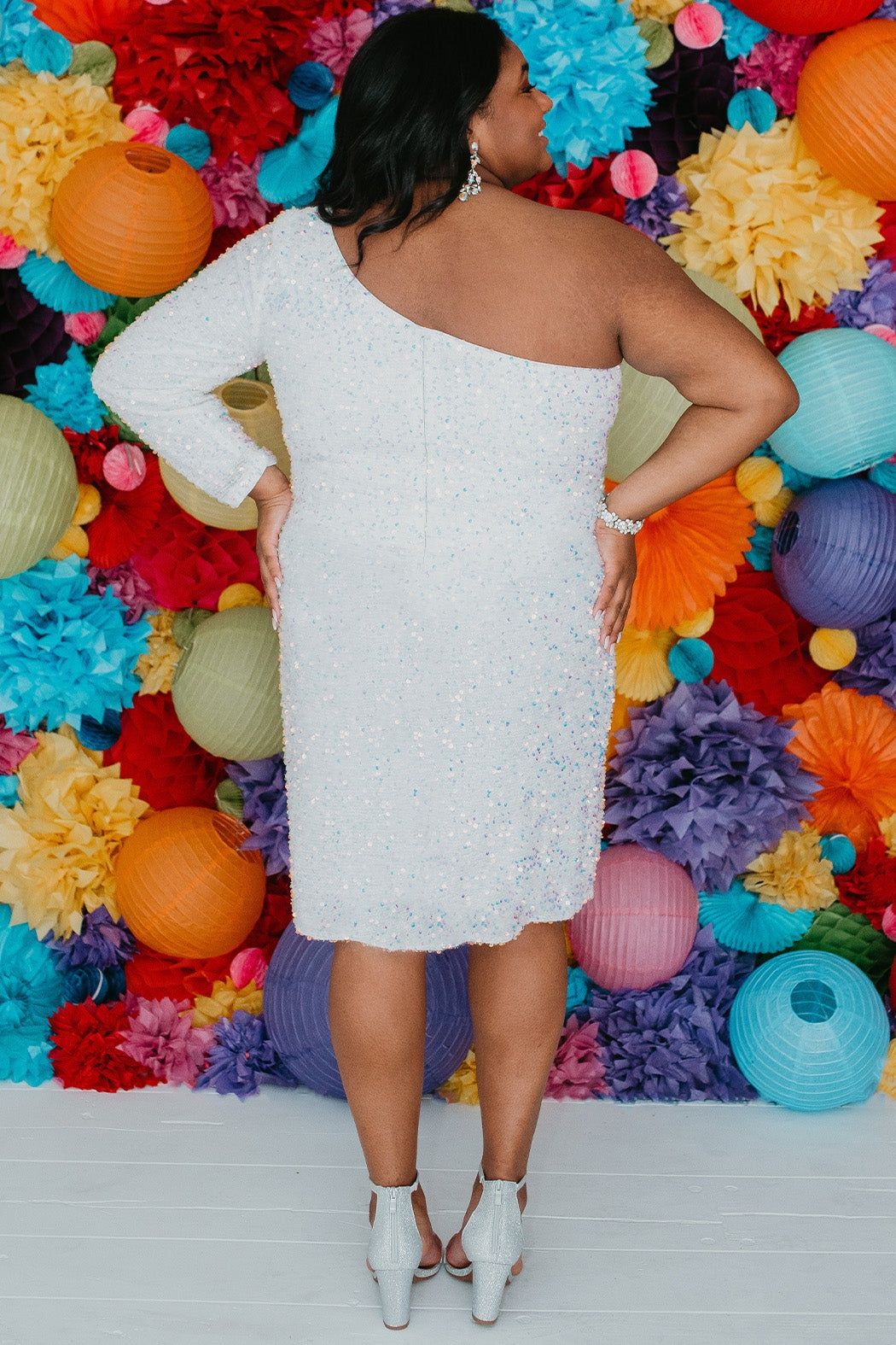 Style SC8112 Sydney's Closet Plus Size 18 Sequined White Cocktail Dress on Queenly