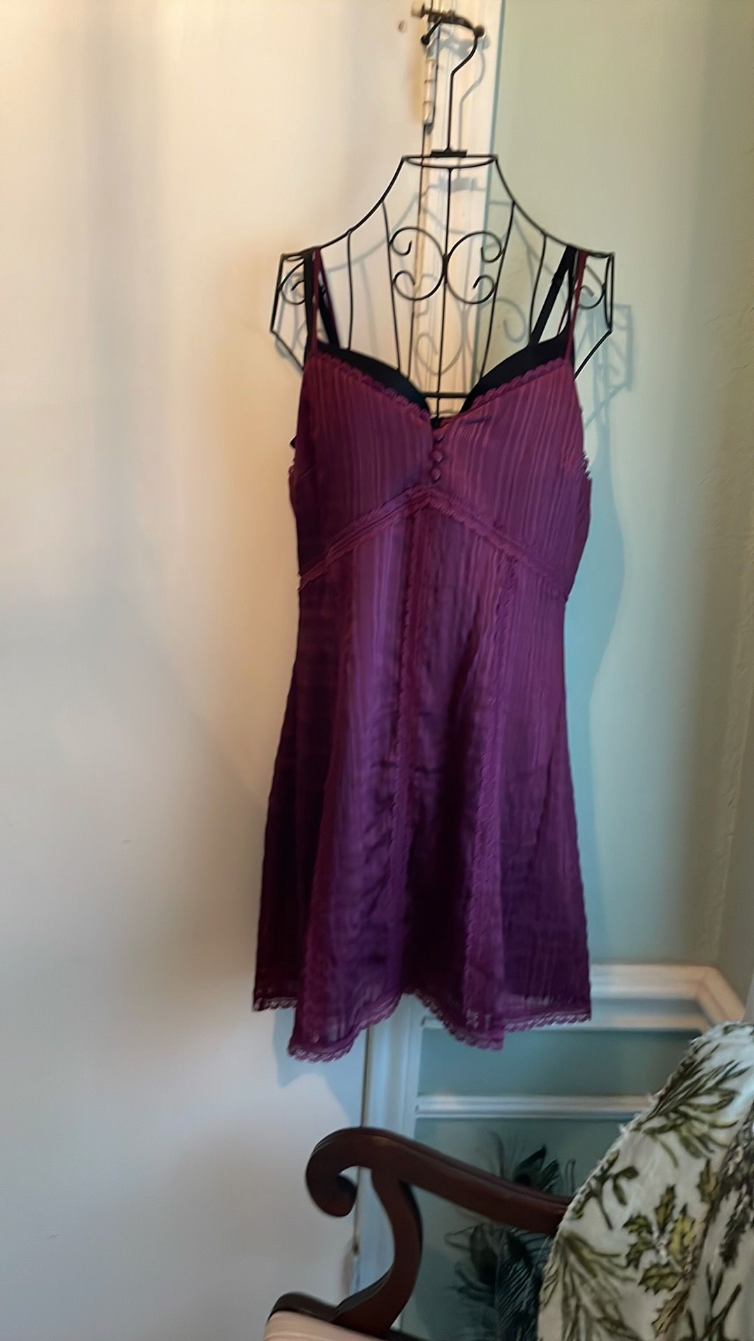 Alice + Olivia  Size 10 Lace Purple A-line Dress on Queenly