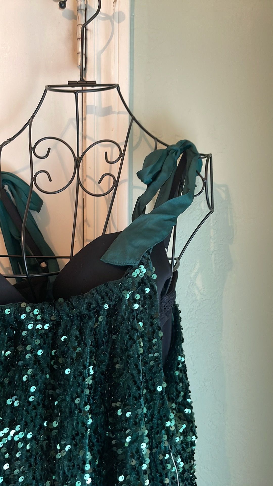 Free People Size 8 Satin Green Cocktail Dress on Queenly