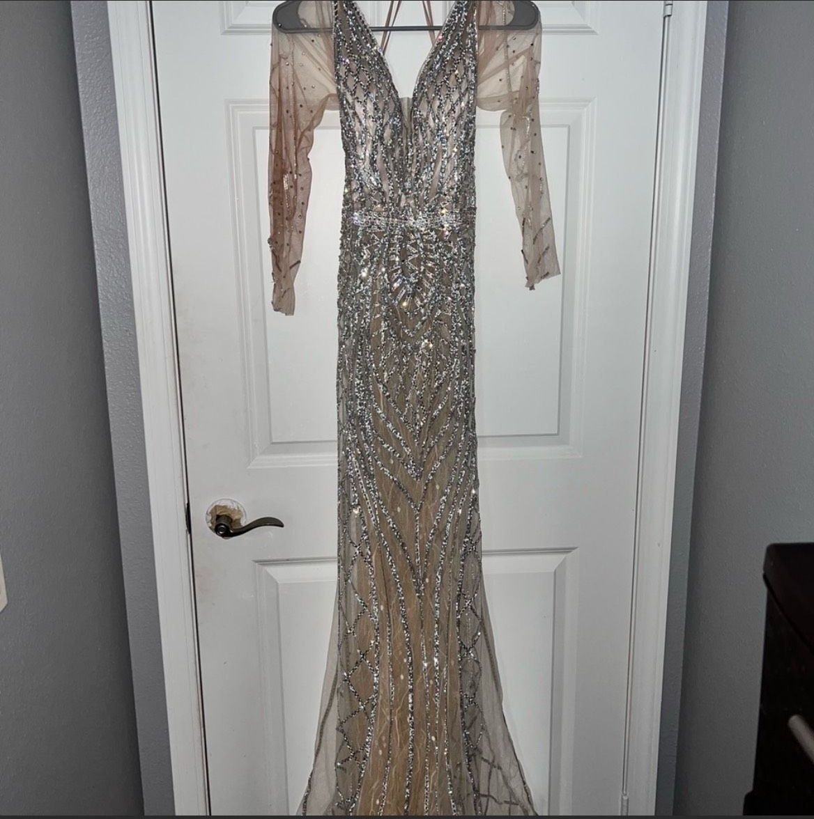 Size 8 Prom Sequined Nude Floor Length Maxi on Queenly