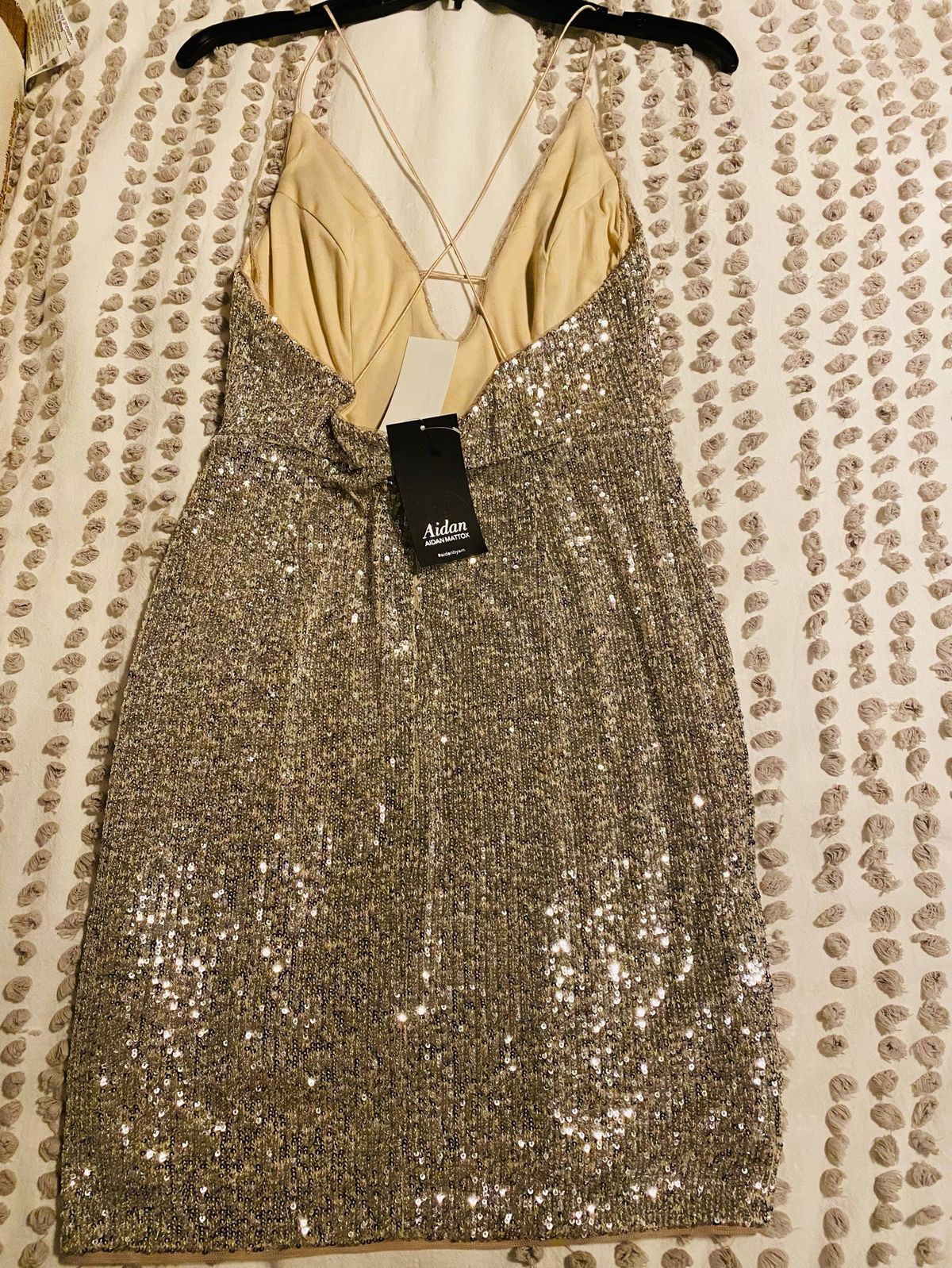 Size 2 Nightclub Silver Cocktail Dress on Queenly