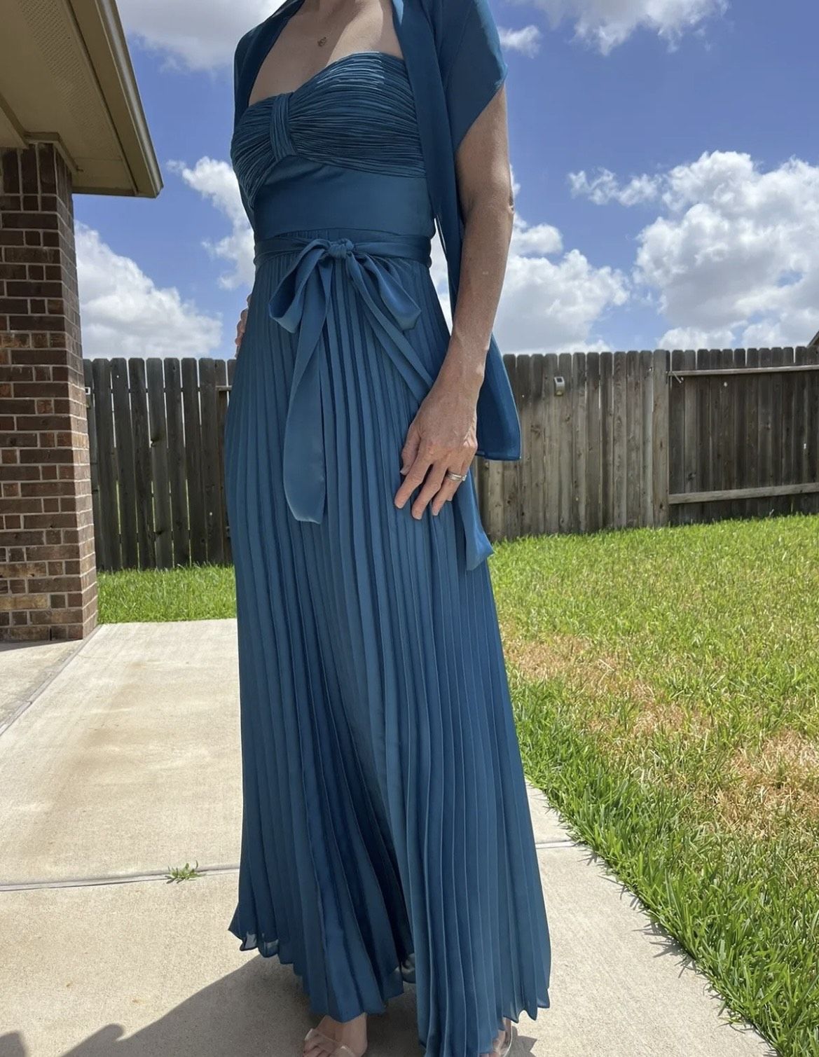 Size 4 Prom Satin Turquoise Blue Floor Length Maxi on Queenly