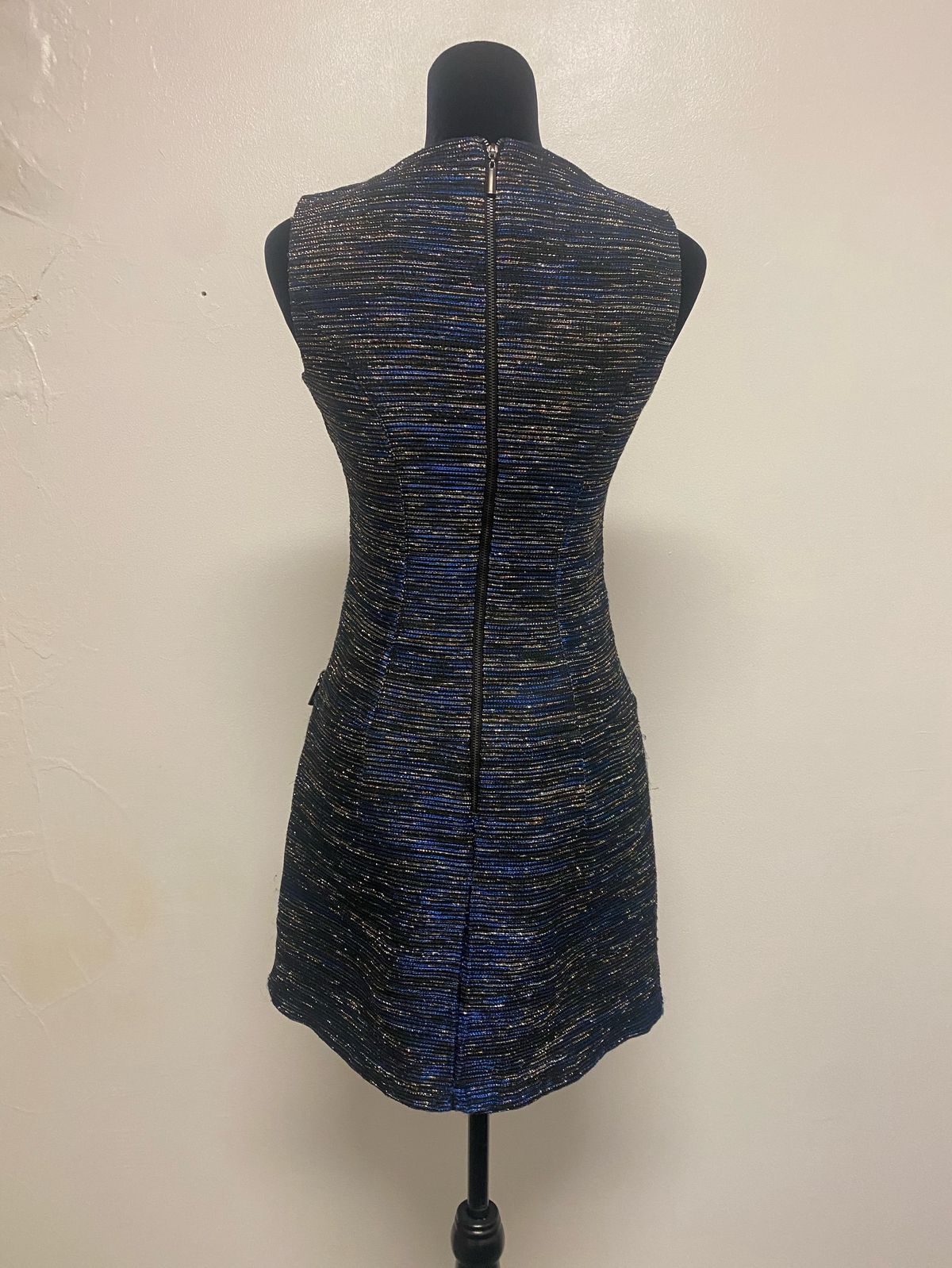 Size 2 Navy Blue Cocktail Dress on Queenly