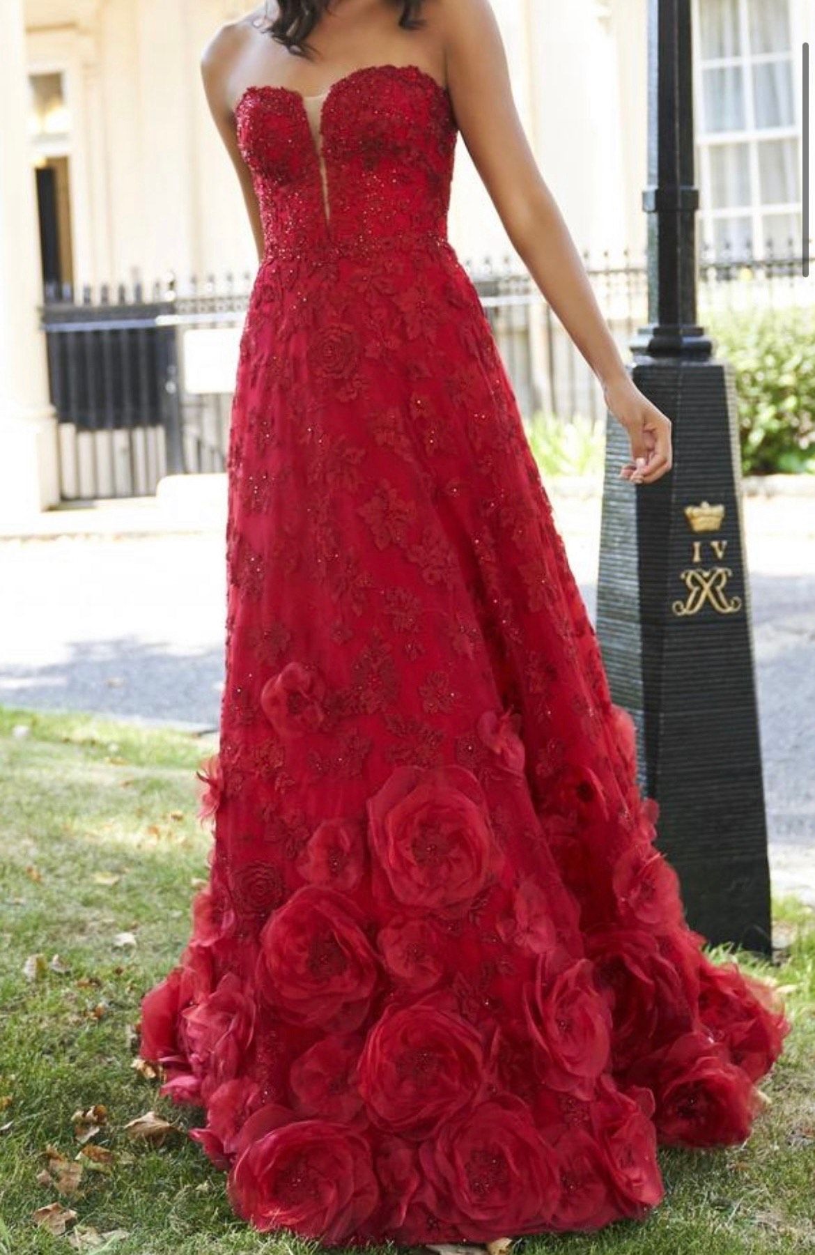 Sherri Hill Size 12 Prom Strapless Sheer Red Ball Gown on Queenly