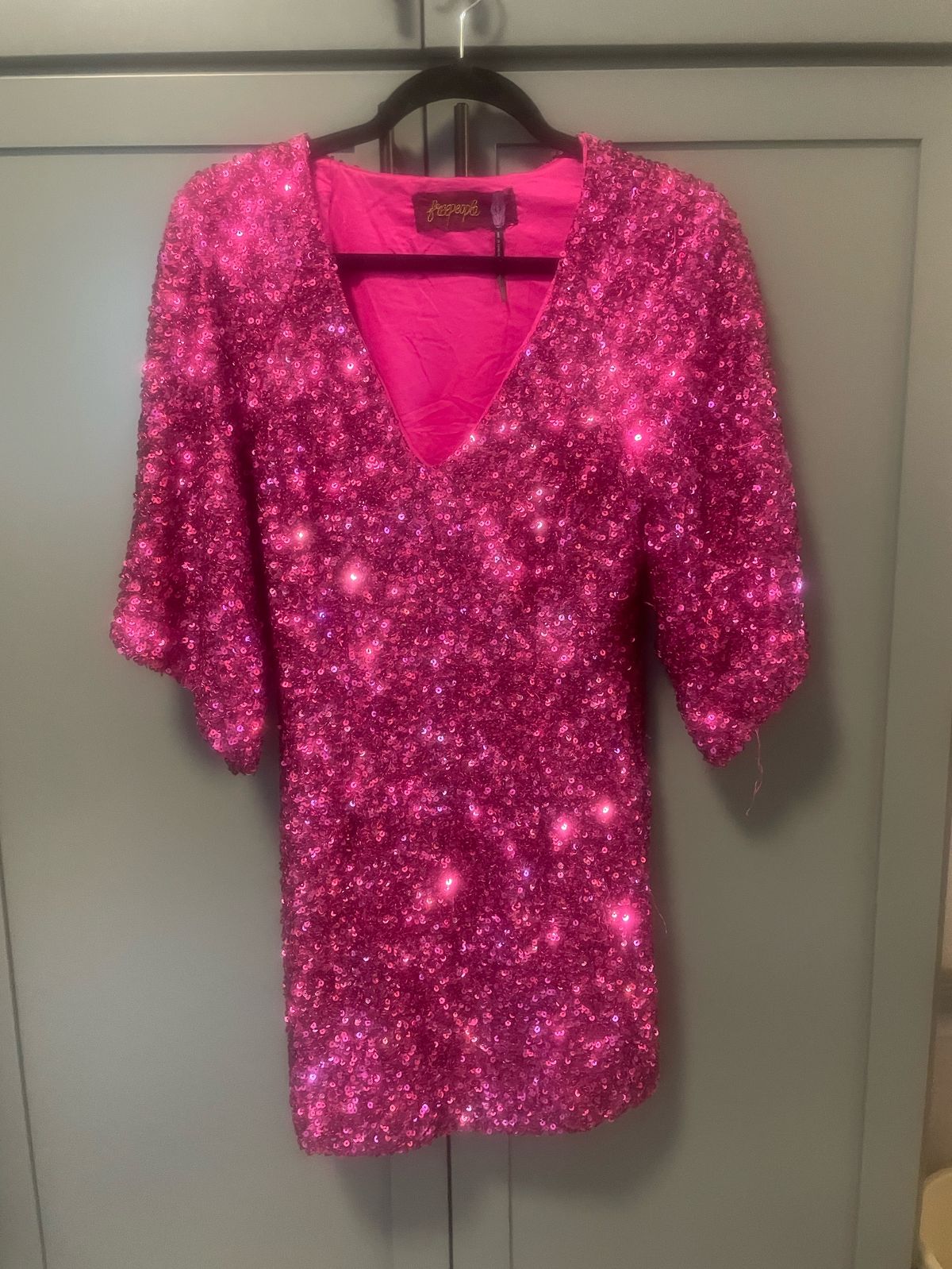 Size 0 Homecoming Sequined Pink Cocktail Dress on Queenly