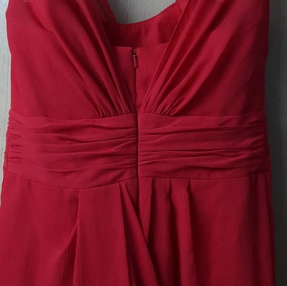 Vera Wang Size 2 Sheer Red Floor Length Maxi on Queenly