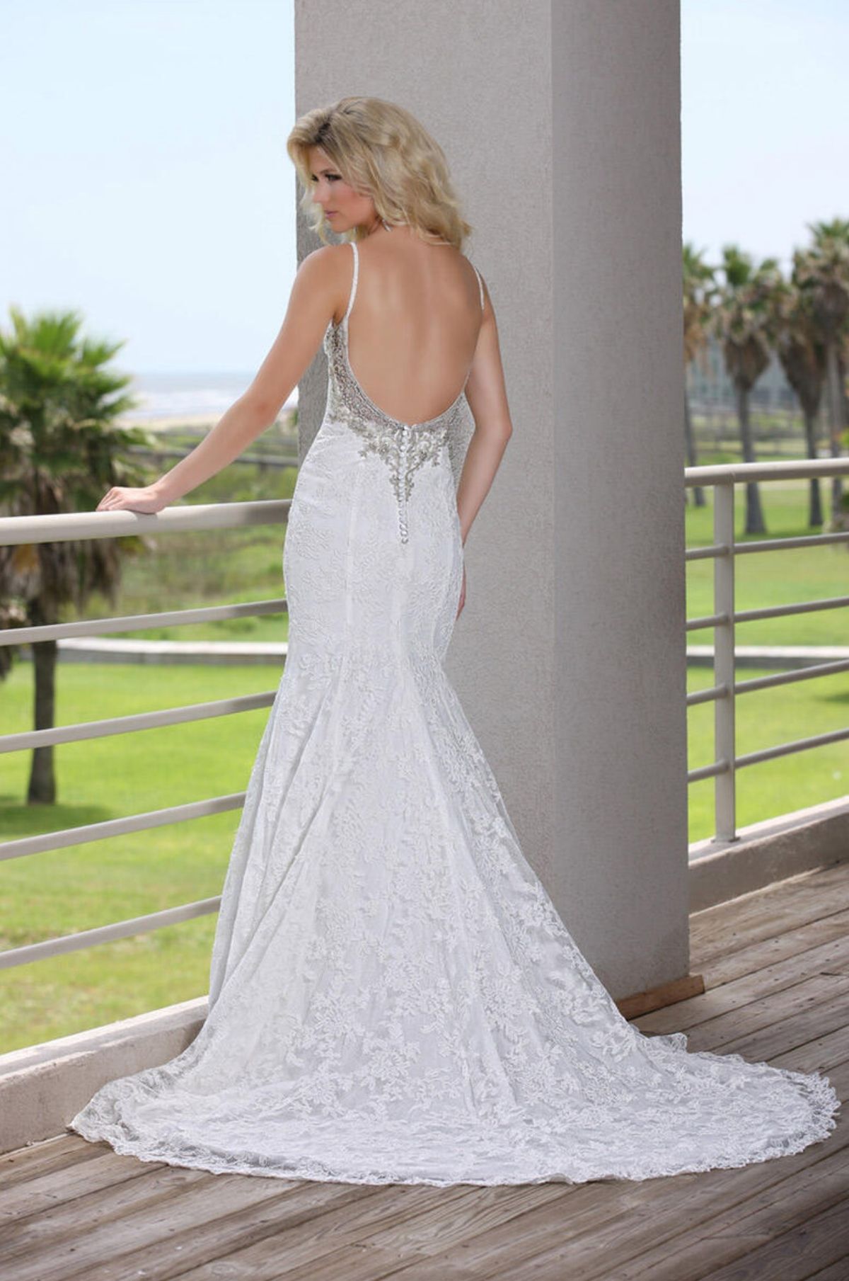 DaVinci Plus Size 18 Wedding White Mermaid Dress on Queenly