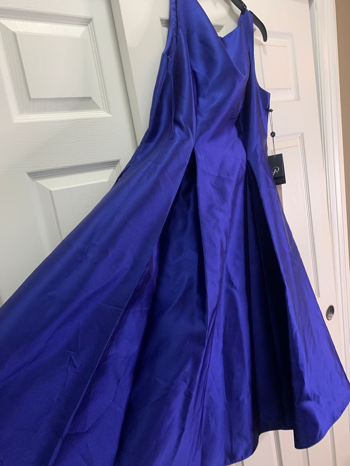Adrianna Papell Plus Size 16 Royal Blue Cocktail Dress on Queenly