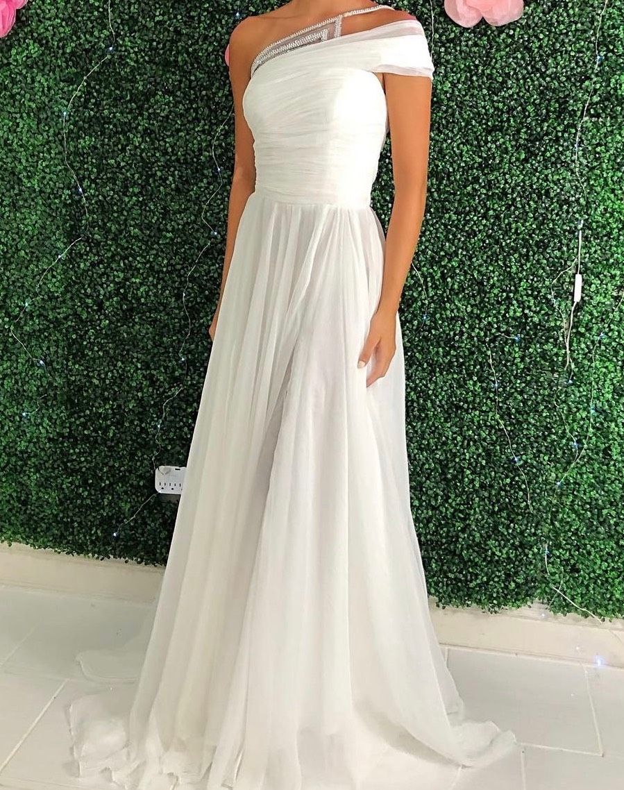 Tarik Ediz Size 14 Prom White A-line Dress on Queenly