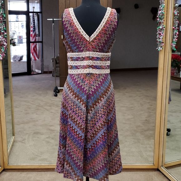 Kay Unger Size 8 Multicolor Cocktail Dress on Queenly