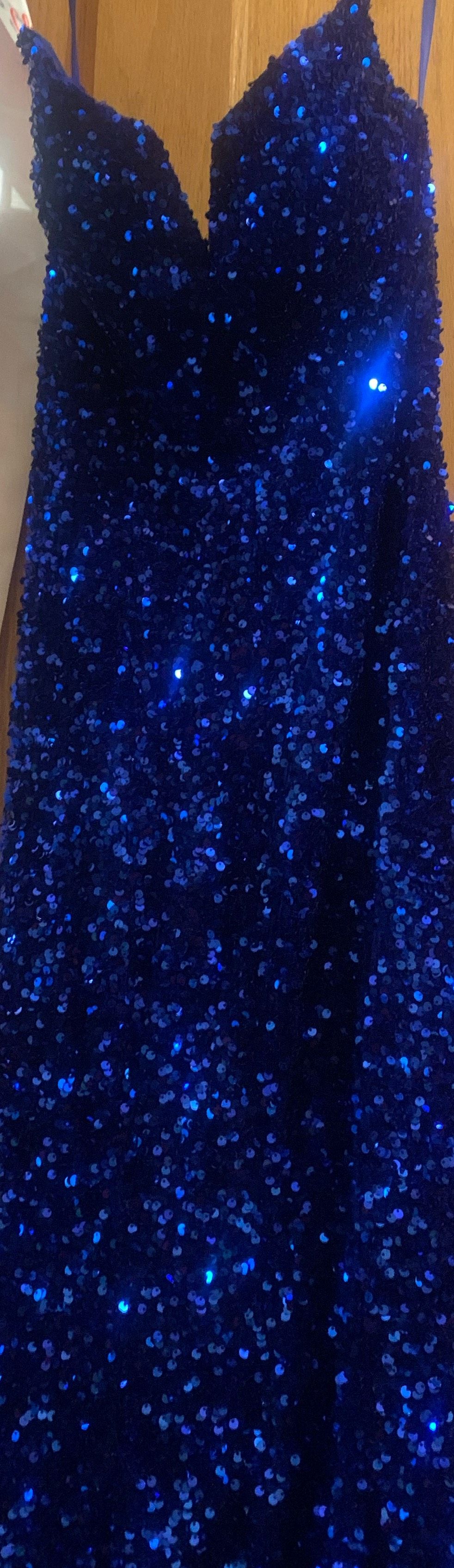 Size 6 Prom Blue Mermaid Dress on Queenly