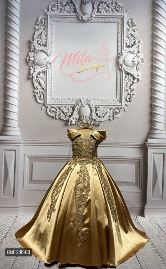 Size 4 Multicolor Ball Gown on Queenly