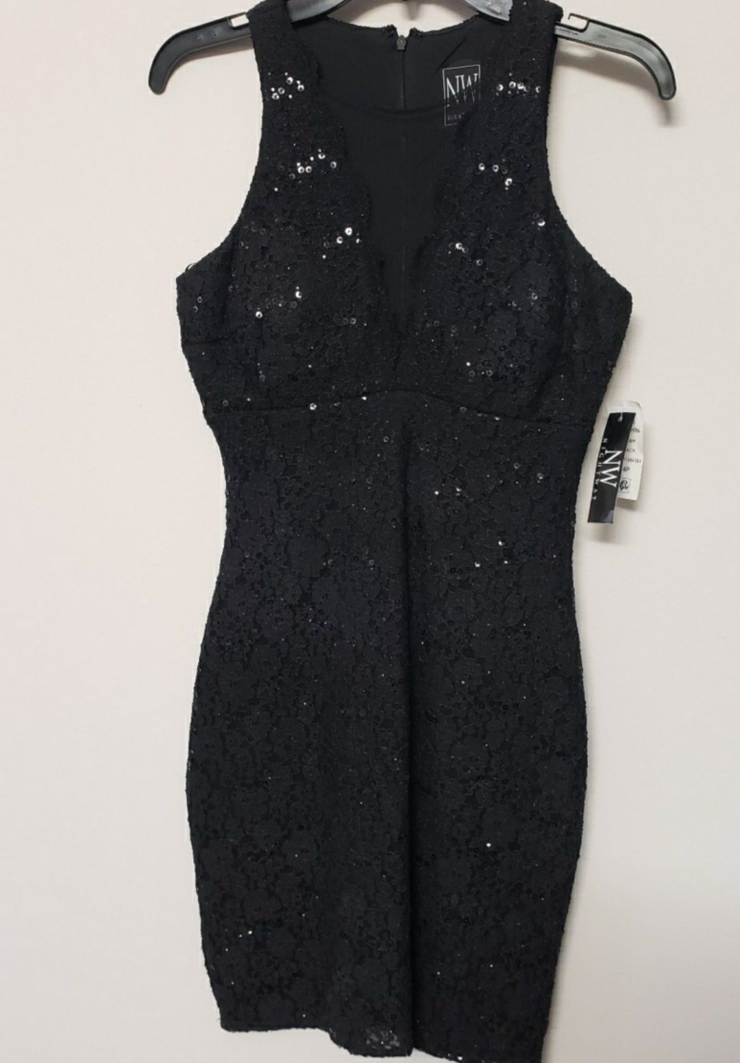 night way Size 4 Lace Black Cocktail Dress on Queenly