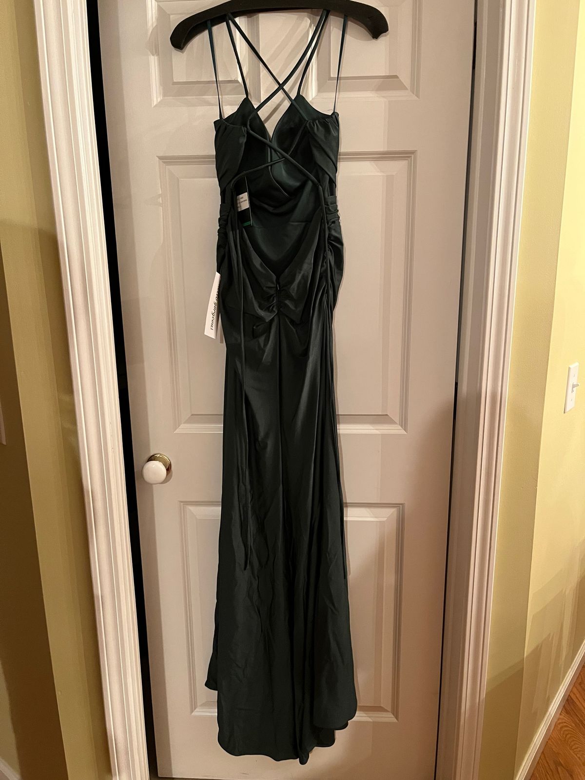 La Femme Size 6 Prom Green Side Slit Dress on Queenly