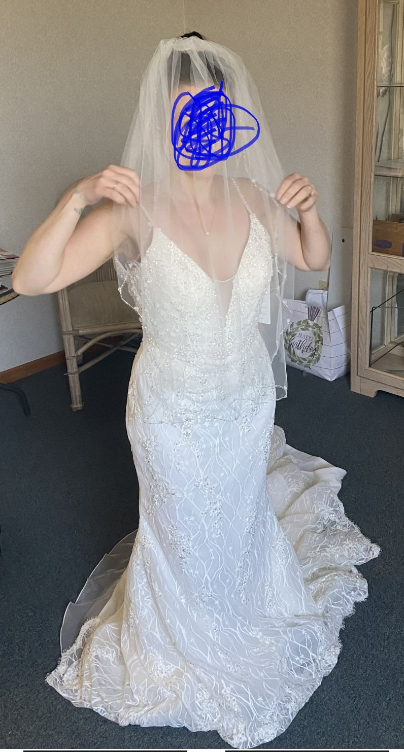 Martin Thornburg Size 8 White Mermaid Dress on Queenly