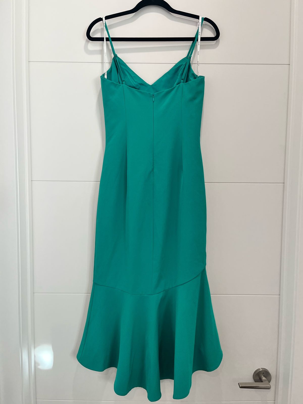 Bardot Size 6 Plunge Green Cocktail Dress on Queenly
