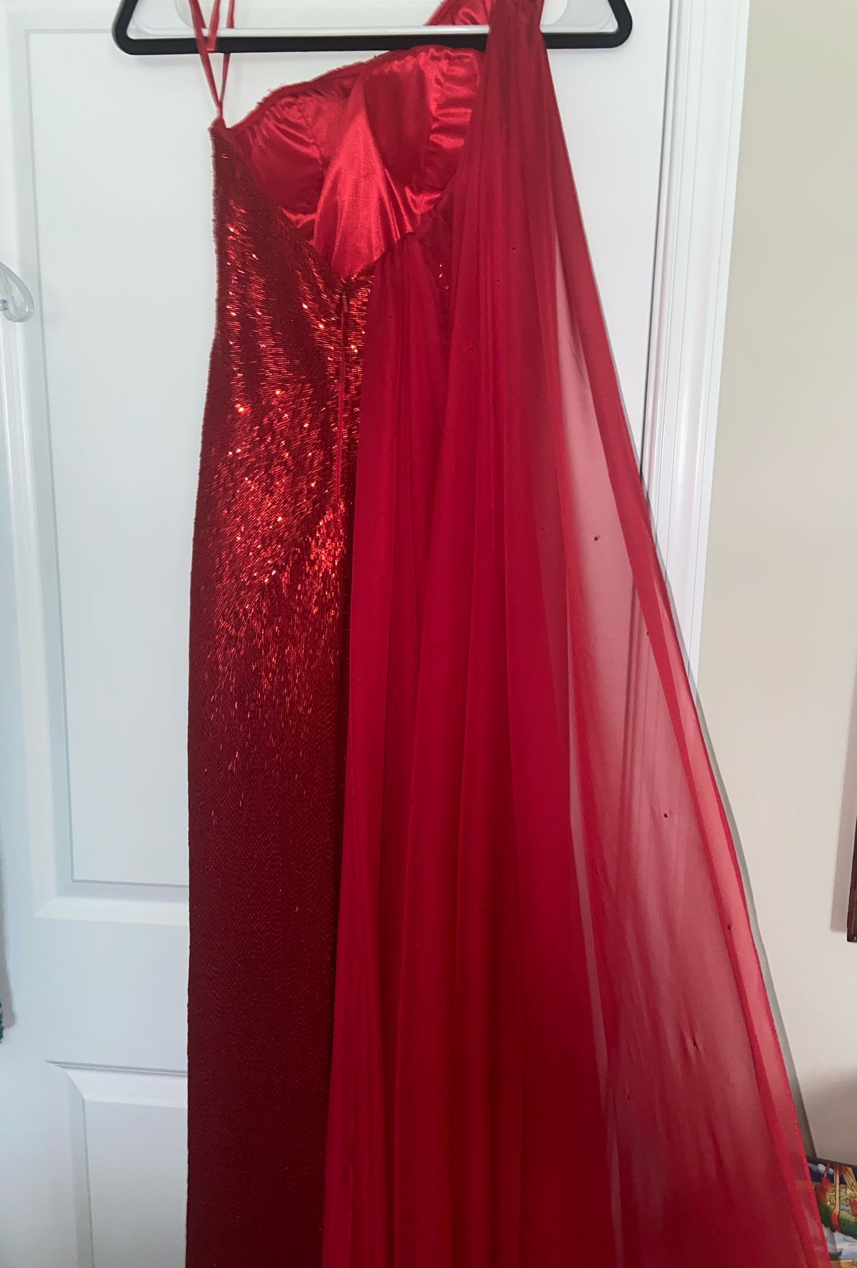 Queenly | Buy and sell prom, pageant, and formal dresses