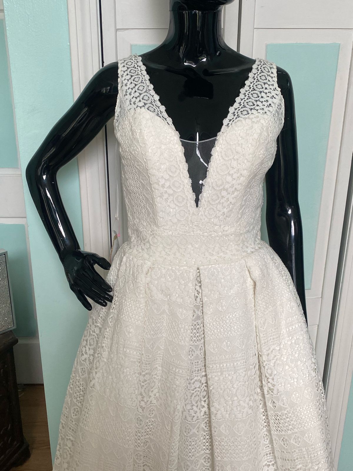 Sweetheart Size 10 Wedding Lace White A-line Dress on Queenly