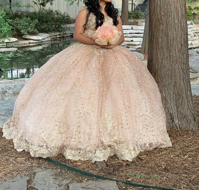 Size 6 Prom Gold Ball Gown on Queenly