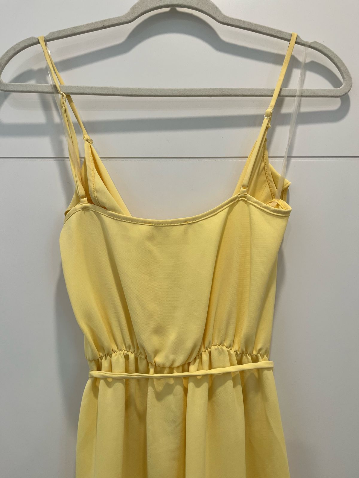 Everly Size 2 Yellow Cocktail Dress on Queenly