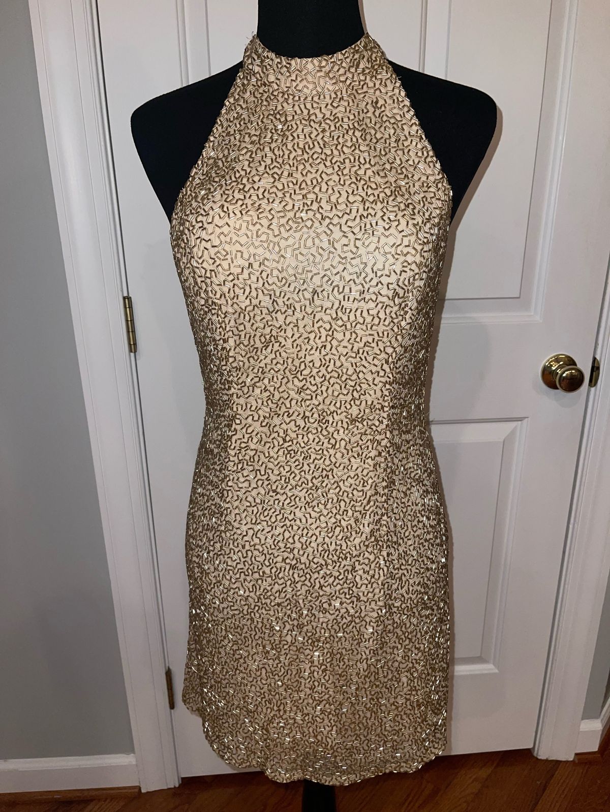Sherri Hill Size 8 Homecoming High Neck Sequined Gold Cocktail Dress on Queenly